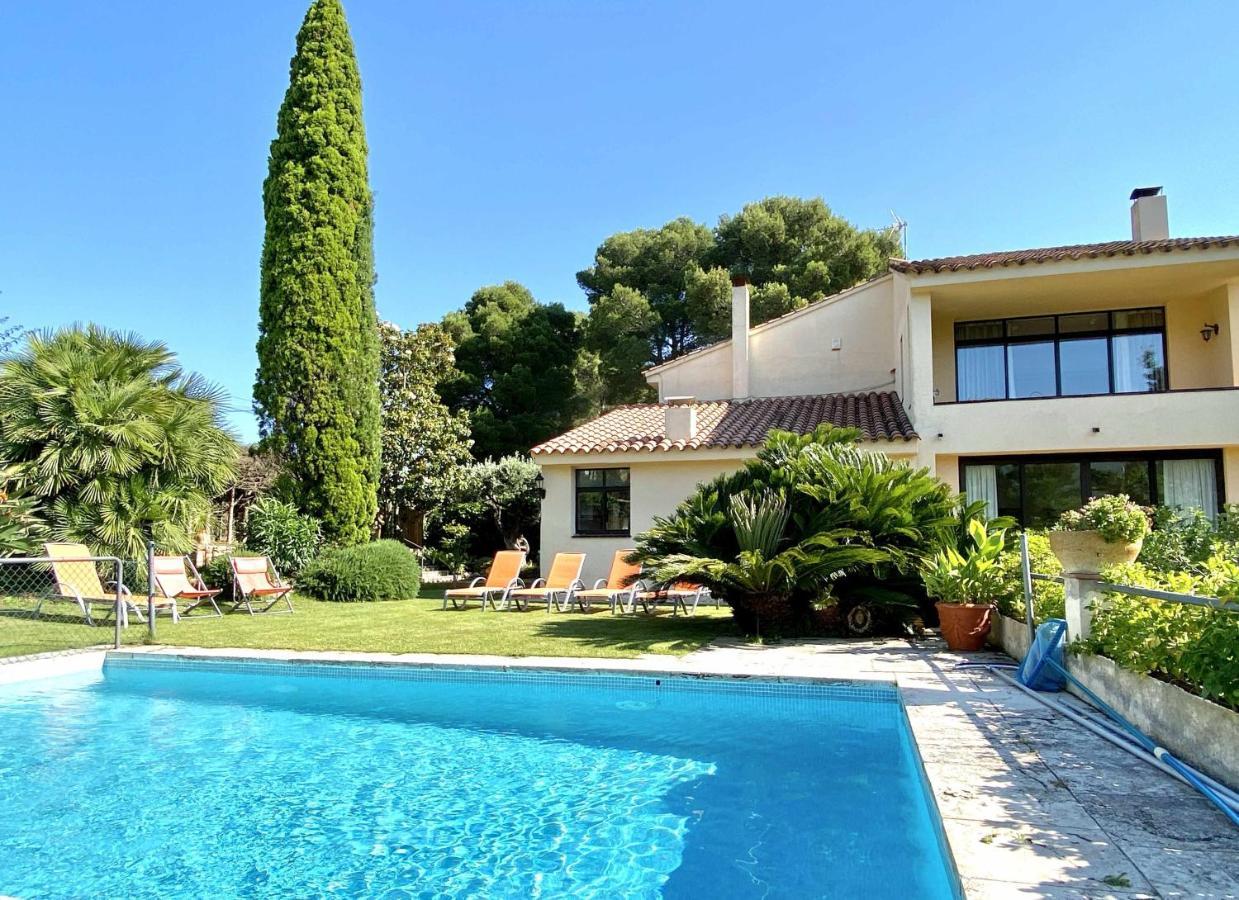 Gran Casa Begur: Family-Friendly Villa with Private Pool Exterior photo